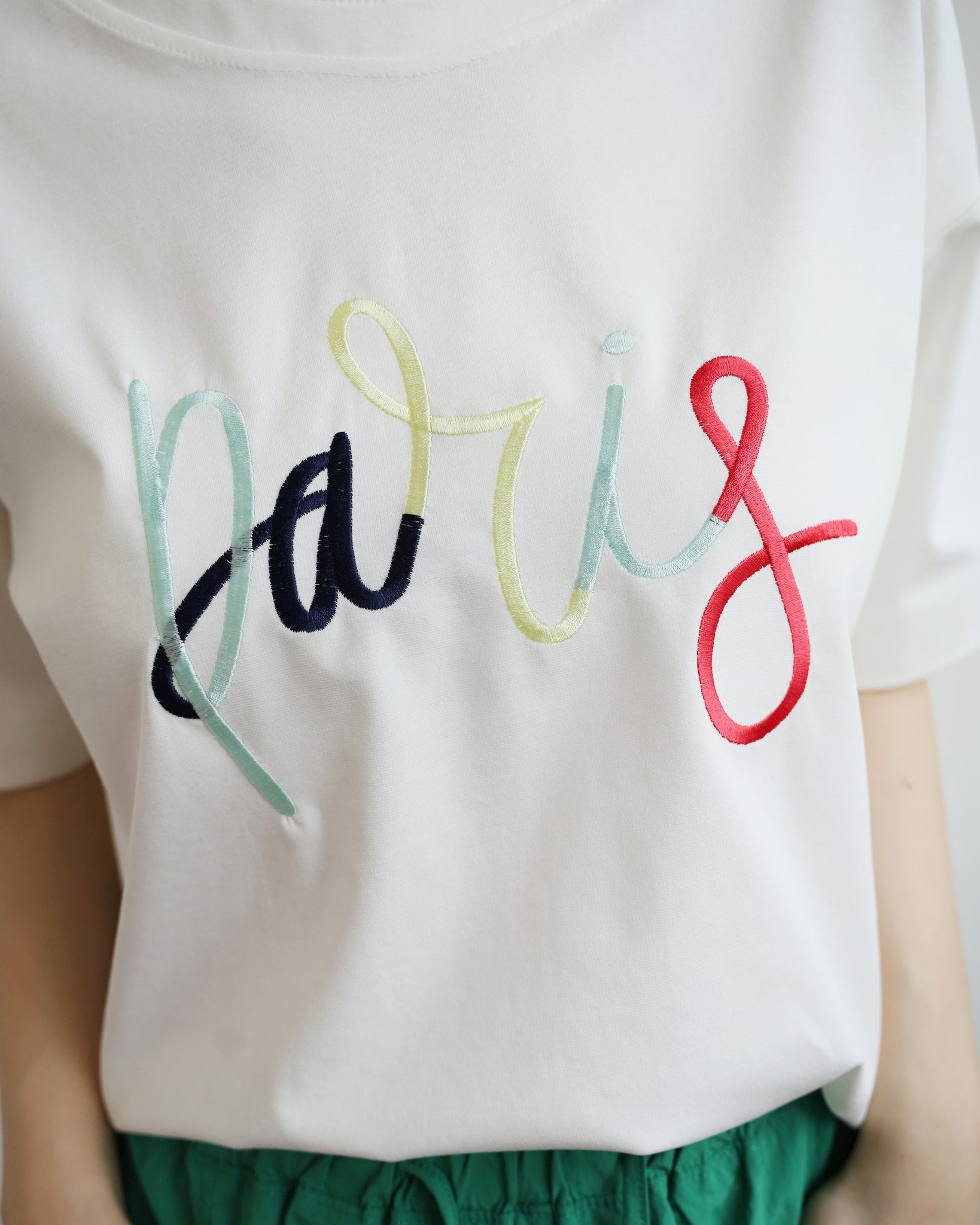 Embroidered Lettering Tee (2 colors)