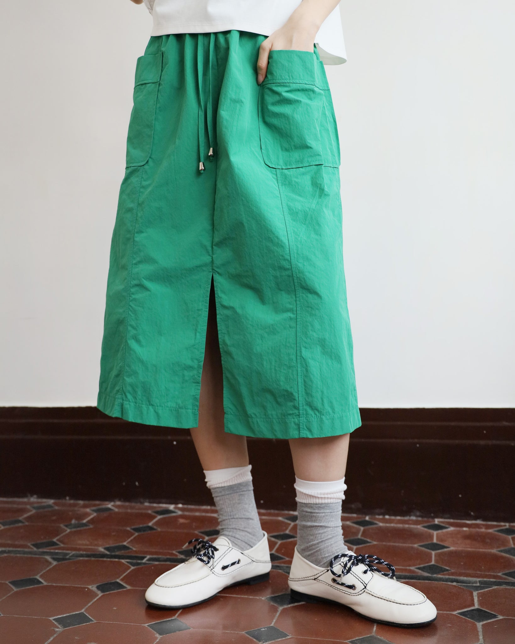 Side Pockets Skirt (2 colors)