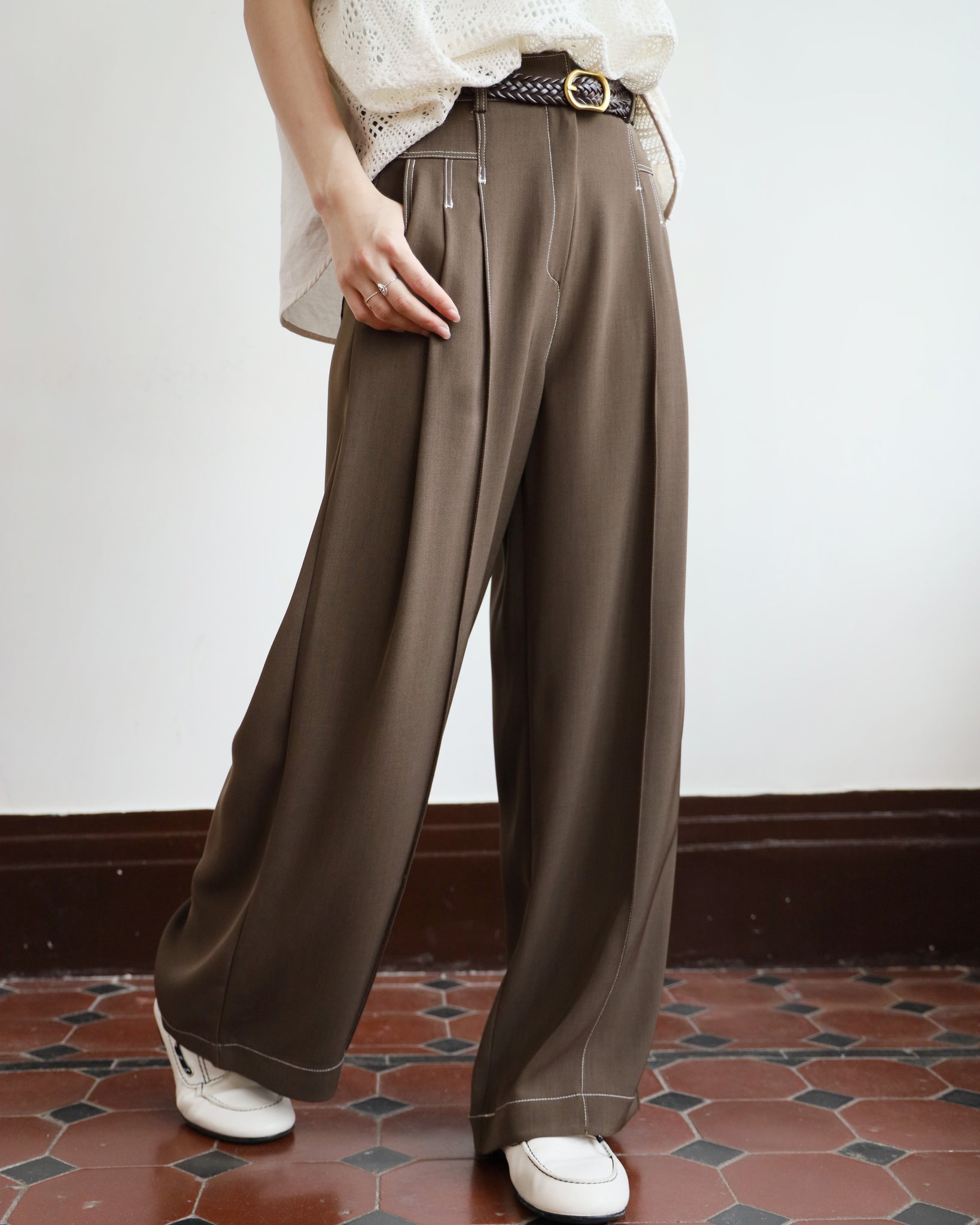 *Contrast Stitch Pleated Pants (3 colors | Size S-L)