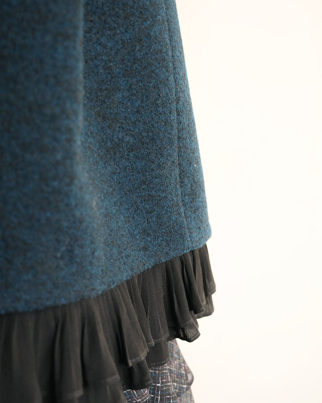 Ruffle Hem Wool Vest (3 color)