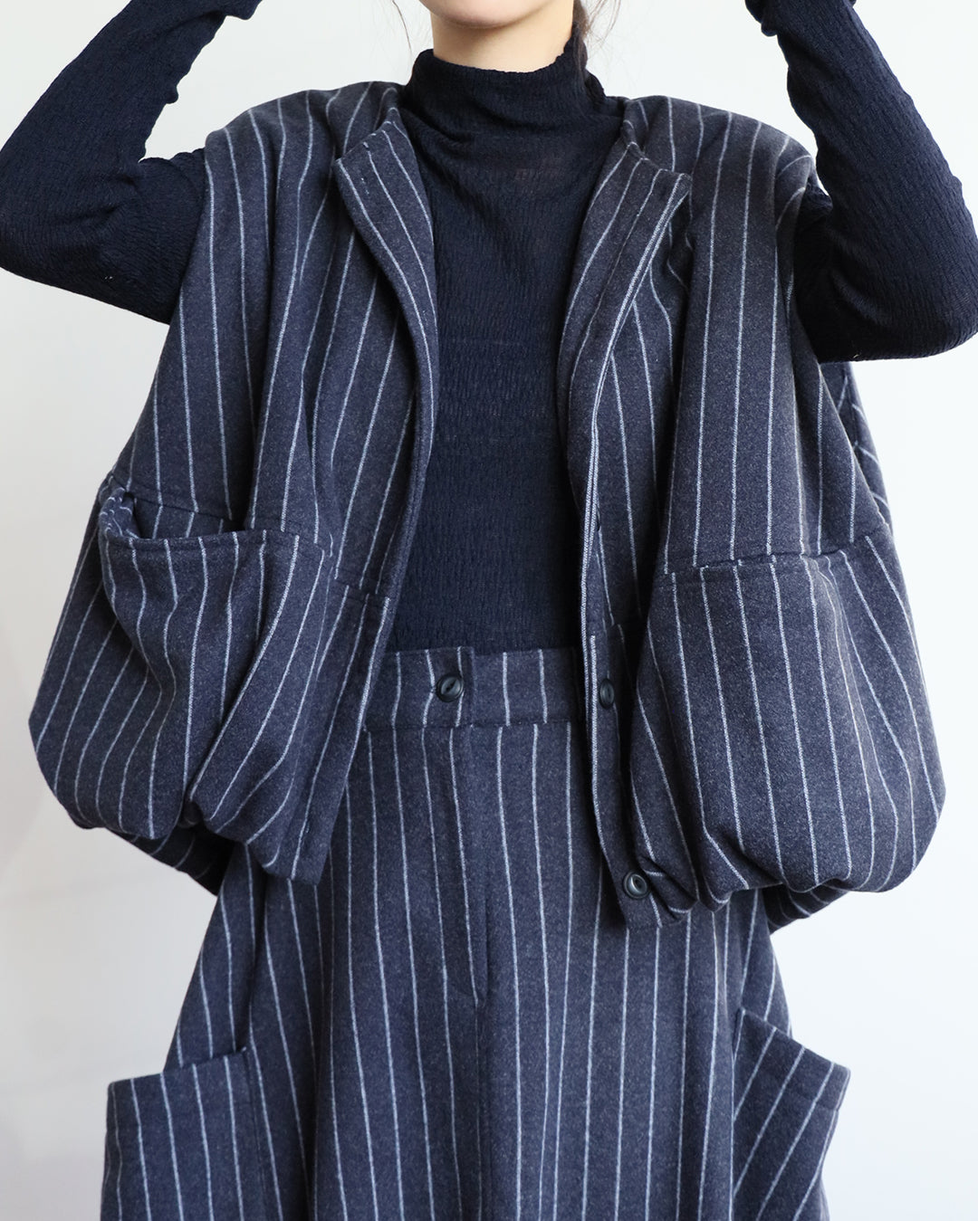 Pinstripe Padded Vest (2 color)