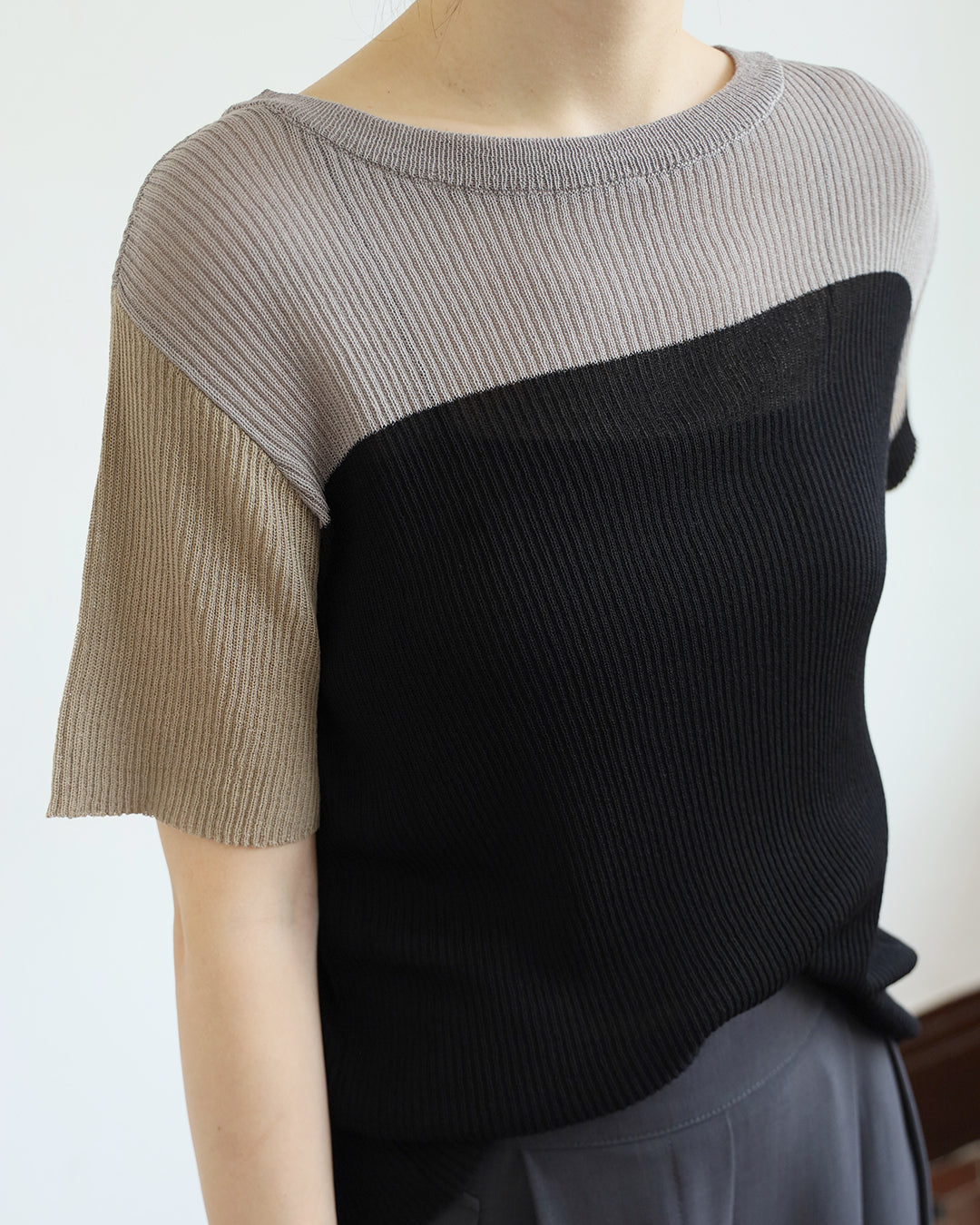 JAPAN BRAND - Color Block Ribbed Top (2 color)