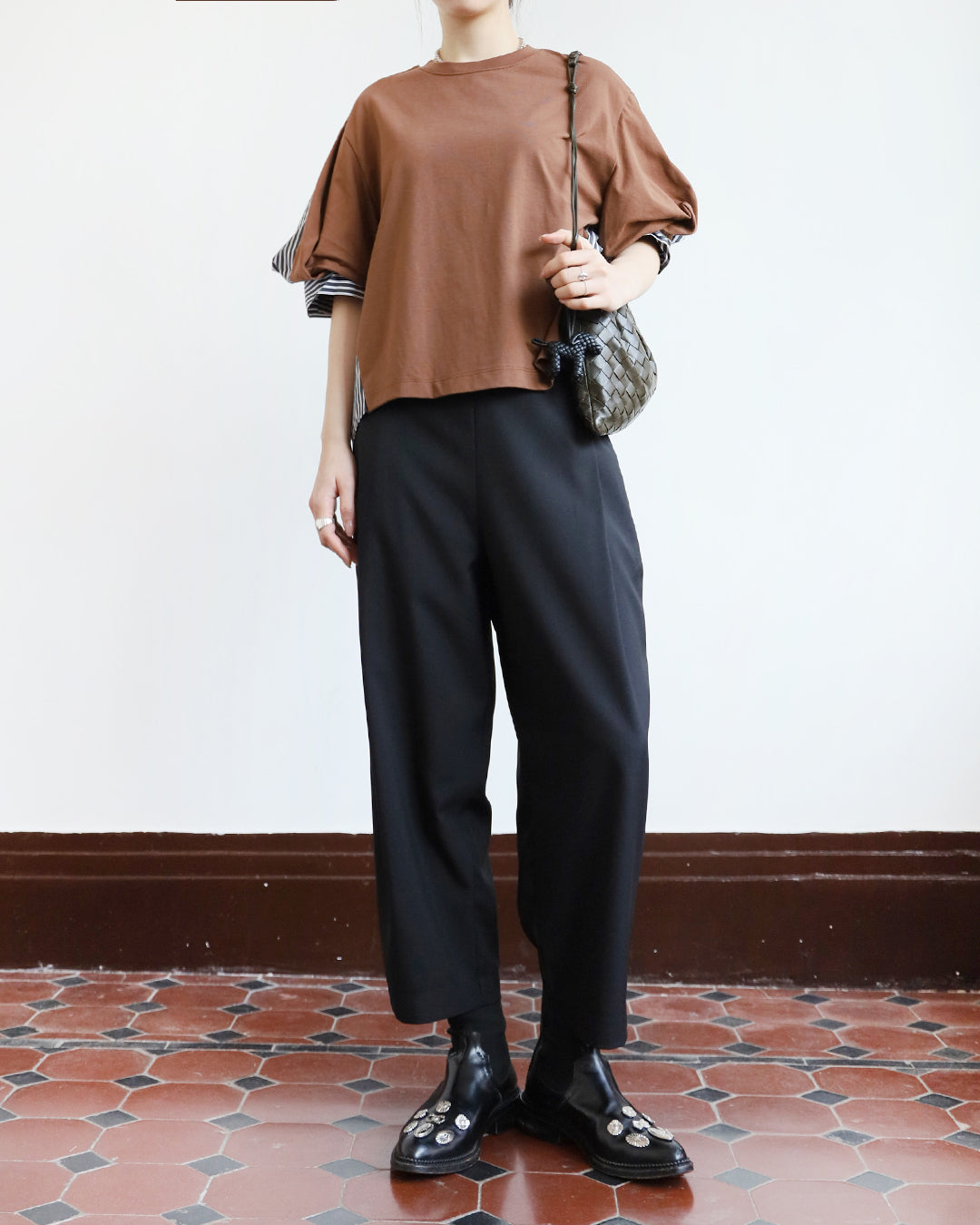 Side Pleated Crop Pants (2 colors)