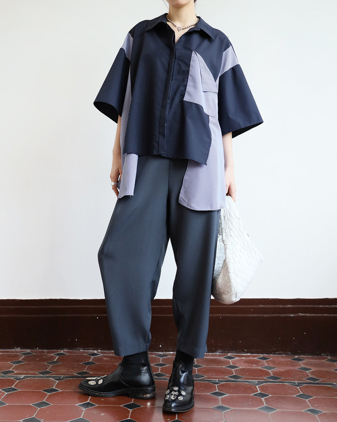 Side Pleated Crop Pants (2 colors)