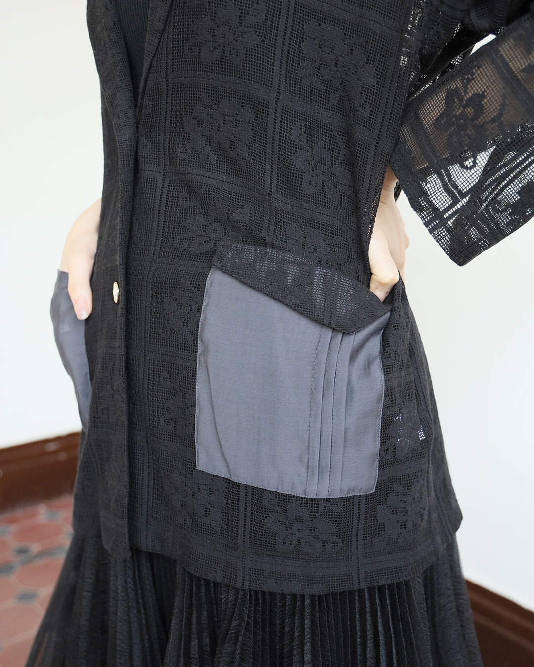 Japan Brand - Lace Blazer (2 colors)