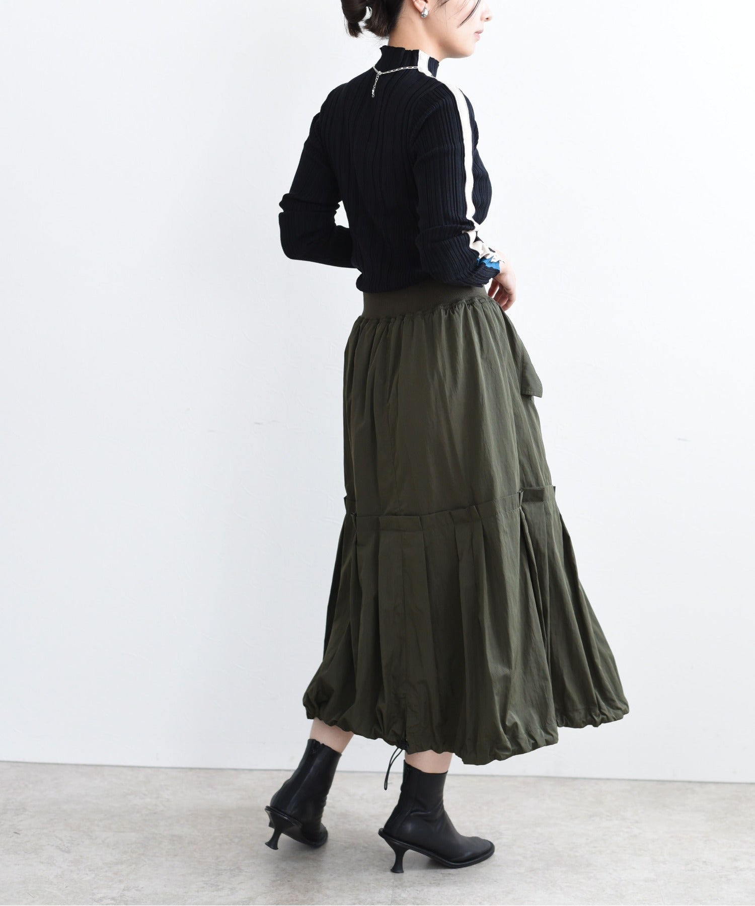 Windbreaker Fabric Pleated Hem Skirt