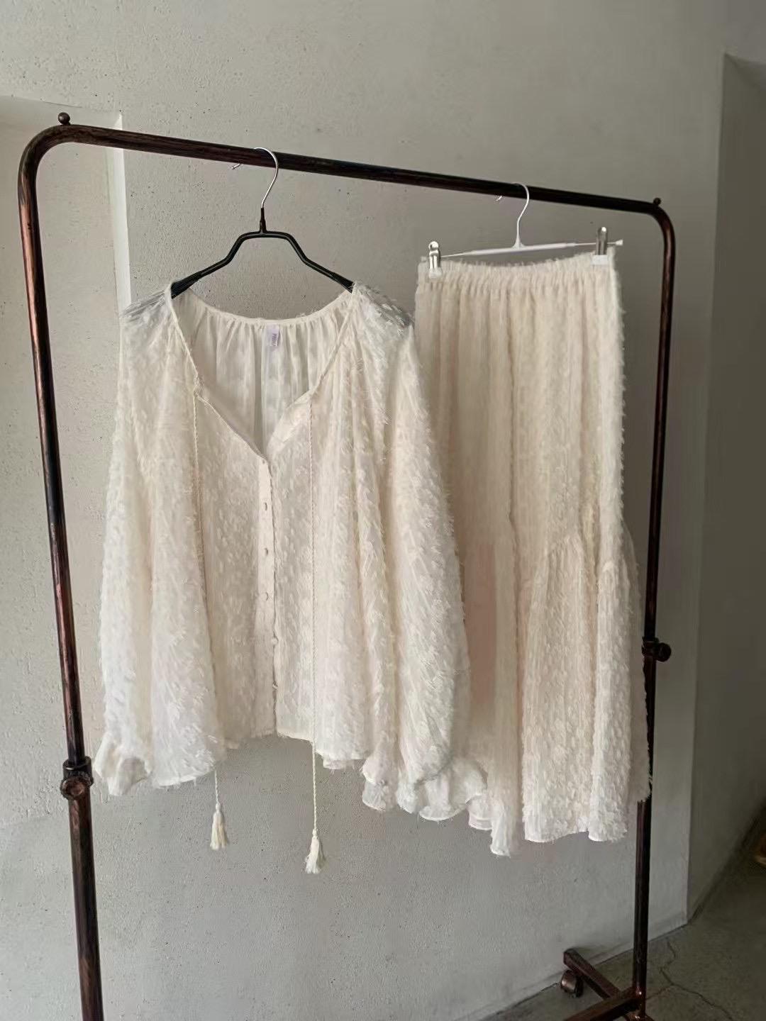 Texture Fabric Skirt (2 color)