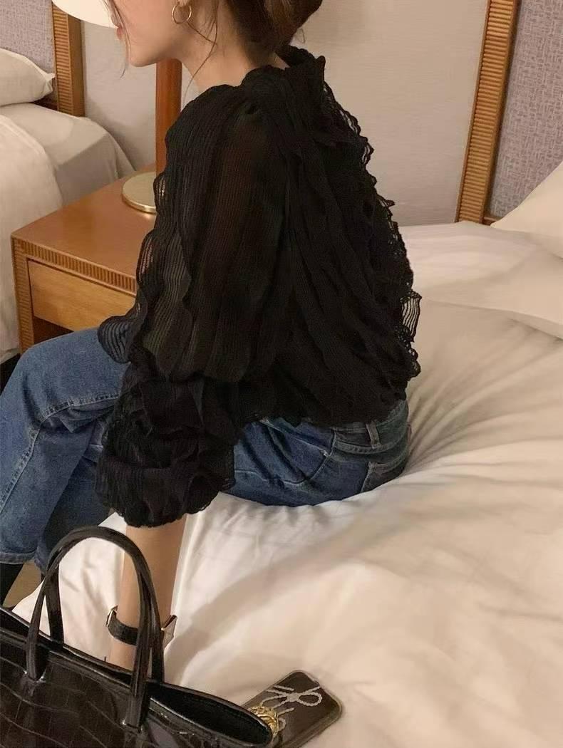 Ruffle Trimmed Top (2 colors)