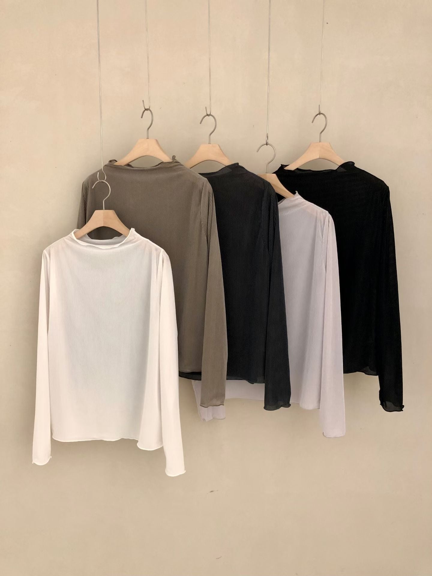 Basic Pleated Top (5 Colors)