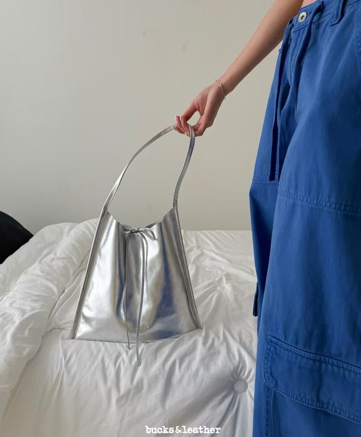 Leather Tote (7-Col.) 直播留言 "totebag" 即可以"代購價" $499 選購