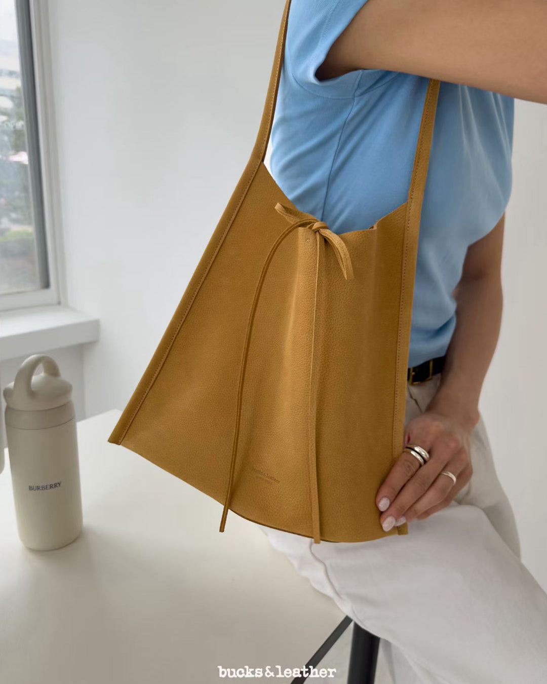 Leather Tote (7-Col.) 直播留言 "totebag" 即可以"代購價" $499 選購