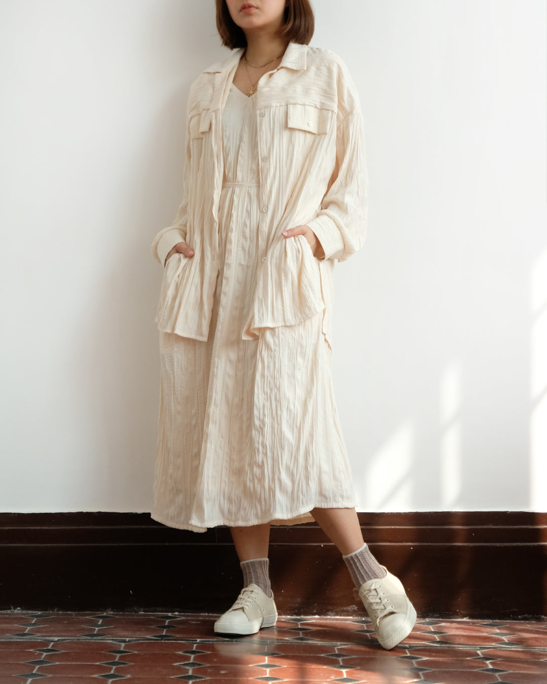 Relaxed Dress in Crinkle Fabric (Ivory)