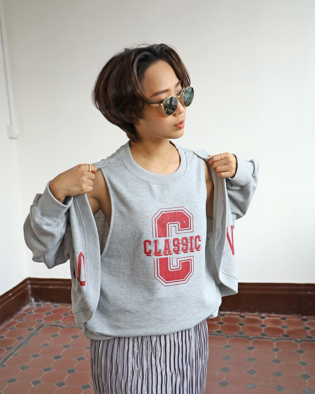 2 in 1 Printed Sweatshirt (Ivory x Red)