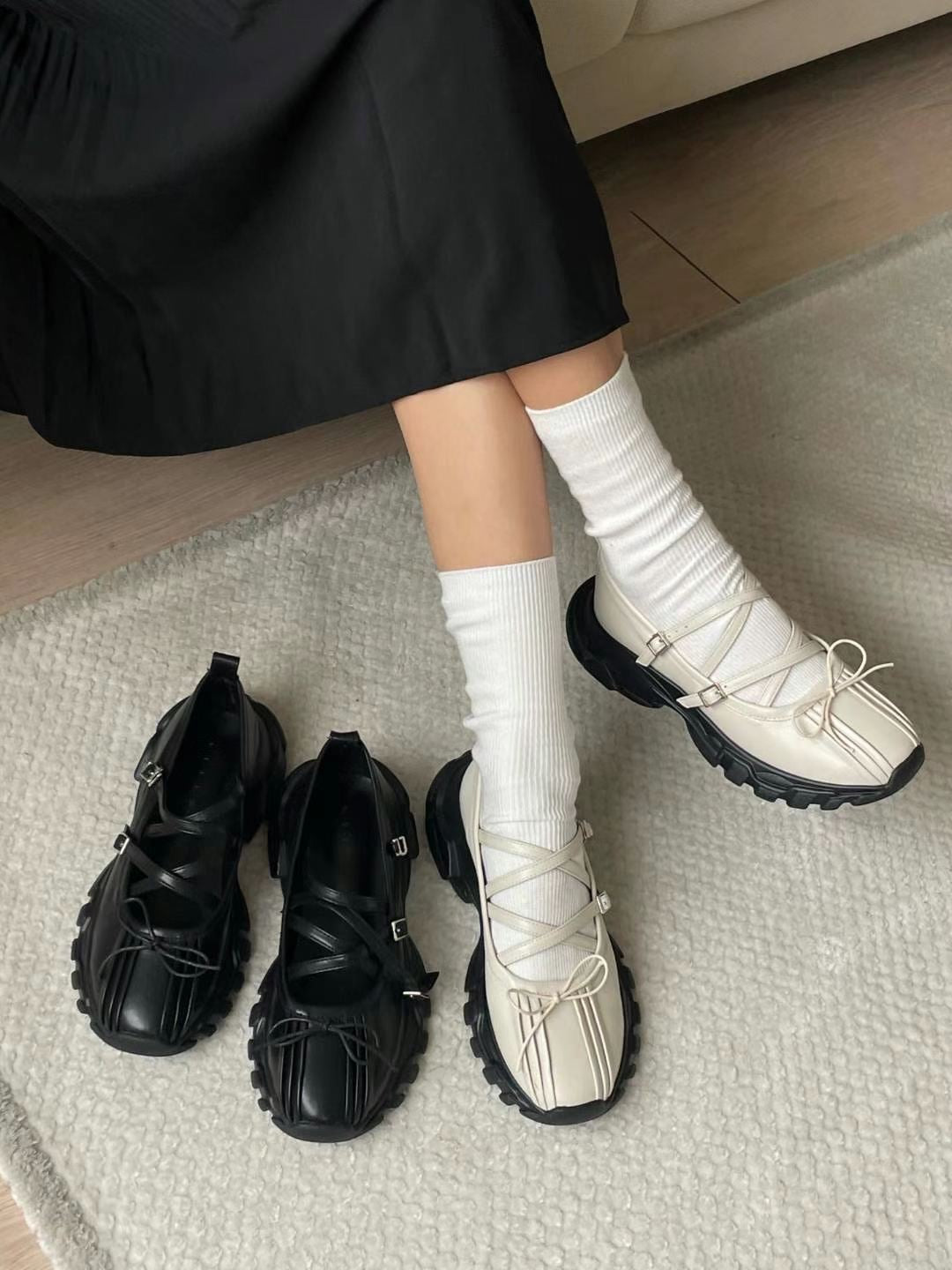 Ballerina Sneakers (Ivory - 38)