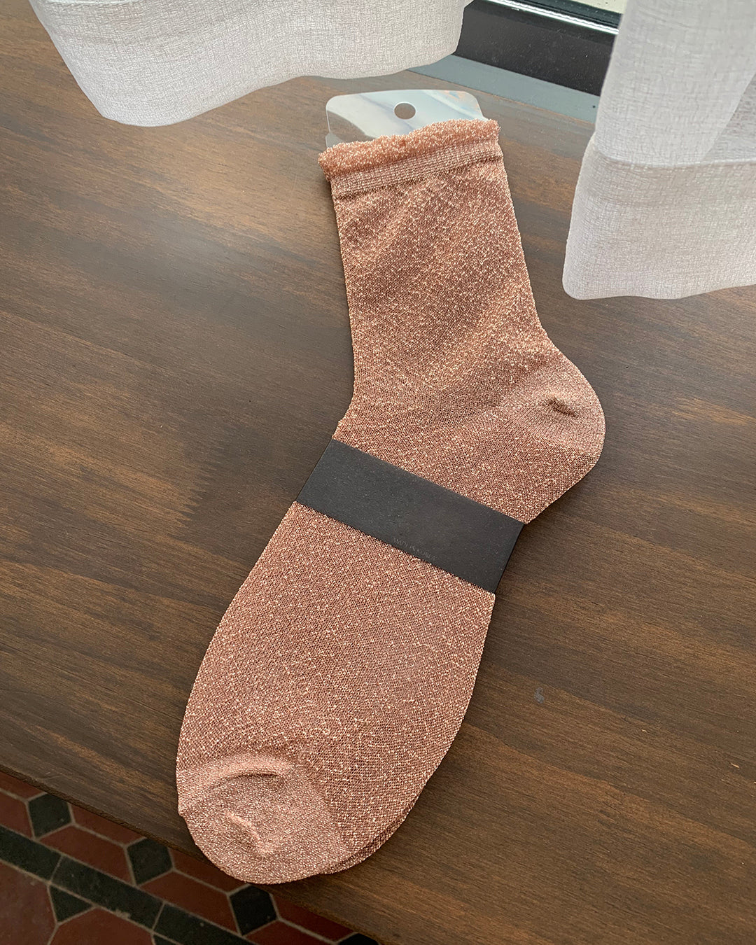 Sheer Metallic Socks   (3 Color)